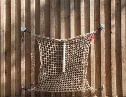 CG Heunetz S 1m x 0,9m MW30 mm für ca. 9kg inkl. Aufhängeschnur und Aufhaltestab (4mm Seil) Grün - CG HEUNETZE