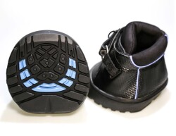 Easyboot Sneaker Riding and Therapy Shoe 3